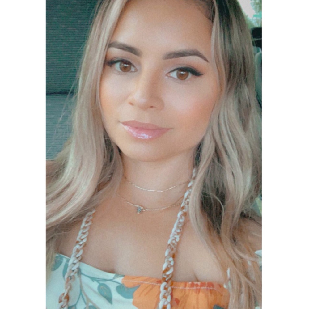 Meet your Posher, Kimberly